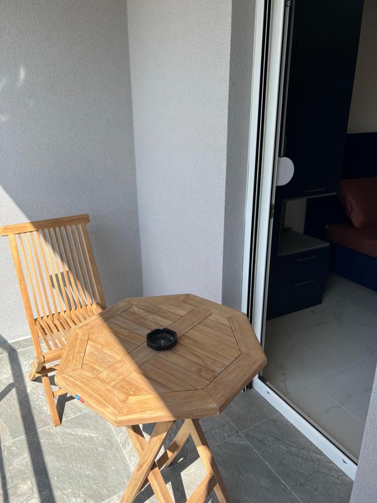 Vip Apartmani Tivat Zewnętrze zdjęcie